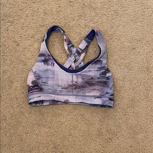 lululemon size 4 bra